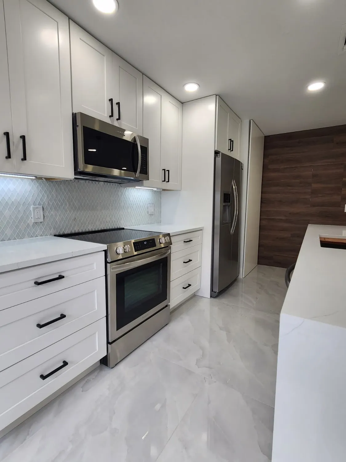 Modern White Kitchen